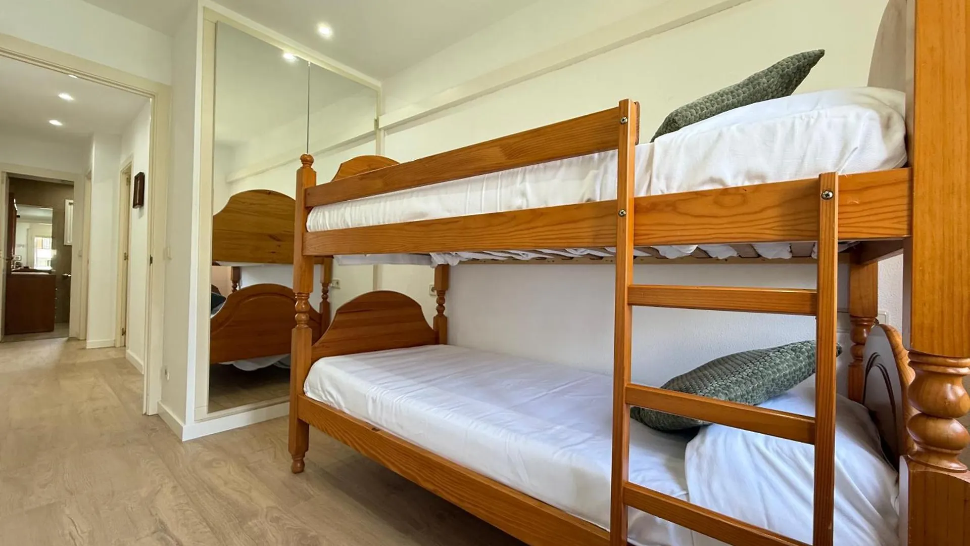 Apartamento Agi El Moll de Rosas